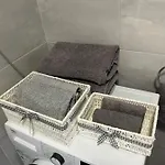 Petra Apartman Vir