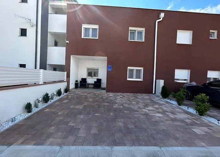 דירה Petra ויר